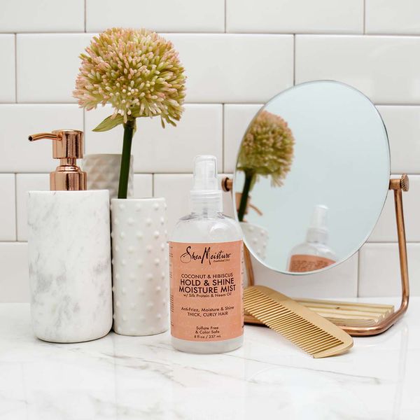 Shea Moisture Coconut & Hibiscus Hold & Shine Moisture Mist 237ml
